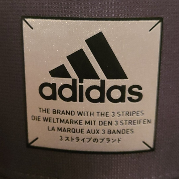 Adidas hat slate or charcoal Grey - Picture 2 of 4